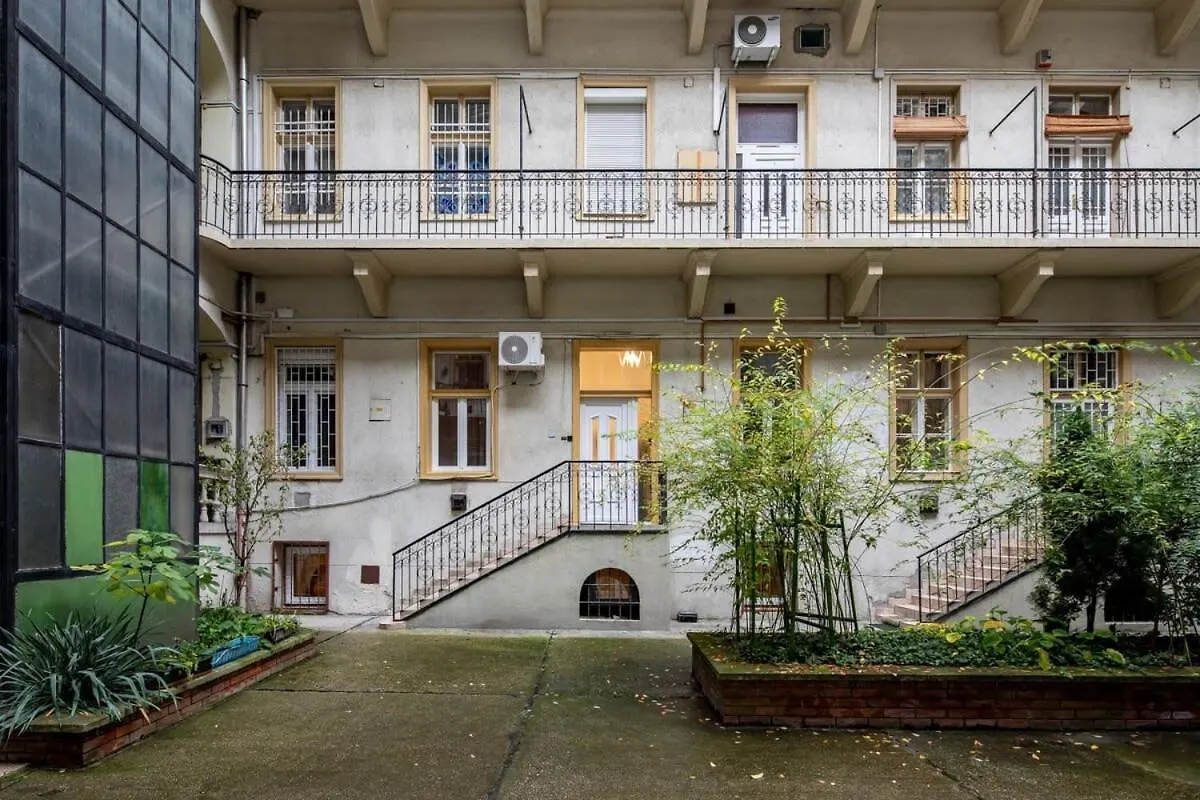 Central - Comfy - Relaxing Sleep Budapest Hungary