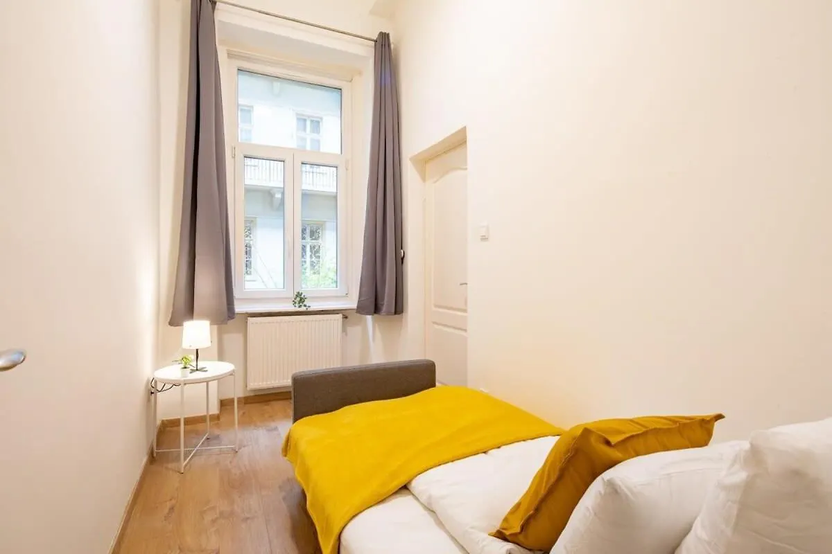 Central - Comfy - Relaxing Sleep Budapest Apartment